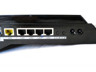 ASRock-G10-Router-16